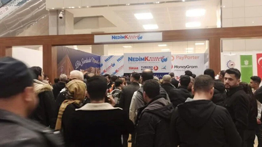 İstanbul'da mermiler havada uçuştu! Ortalık bir anda karıştı, iş adamı silahla vuruldu İstanbul'da mermiler havada uçuştu! Ortalık bir anda karıştı, iş adamı silahla vuruldu