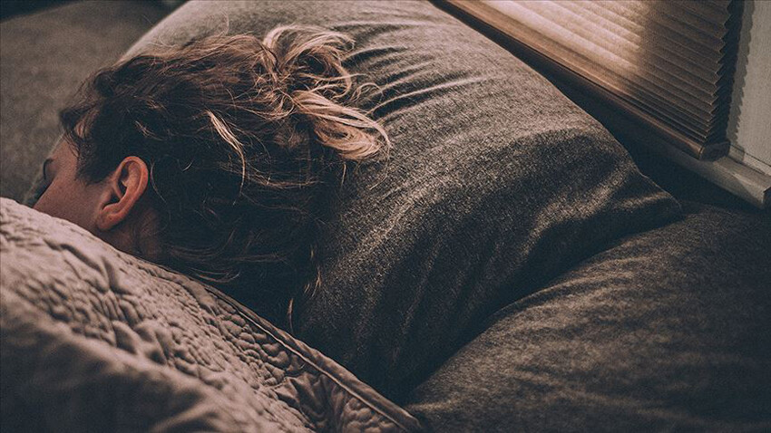 Yatak firması milyonların hayalini ilana çıktı: Yatarak 385 bin lira kazanmak ister misiniz?