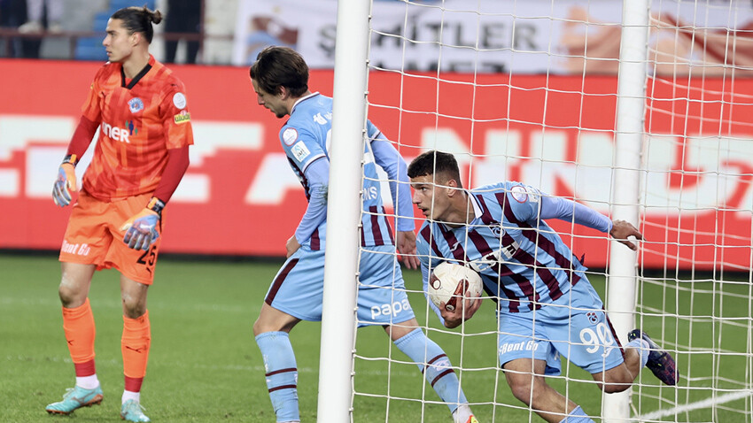 Mağlubiyet serisi sürüyor! Trabzonspor, evinde Kasımpaşa'ya mağlup