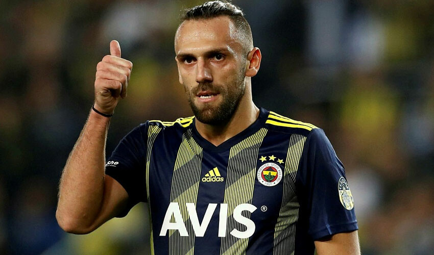 Vedat Muriç Süper Lig yolunda! Bu defa Fenerbahçe'nin ezeli rakibiyle görüşüyor
