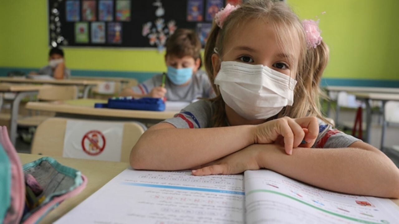 Okullar 1 hafta daha tatil mi olacak? 15 tatil uzatıldı mı, uzayacak mı? Okullar 1 hafta daha tatil mi olacak? 15 tatil uzatıldı mı, uzayacak mı?