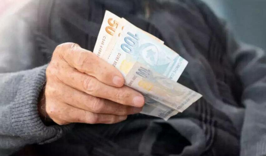 SSK ve Bağ-Kur emeklilerine 8 bin TL ek ödeme yapılacak, tarih belli oldu