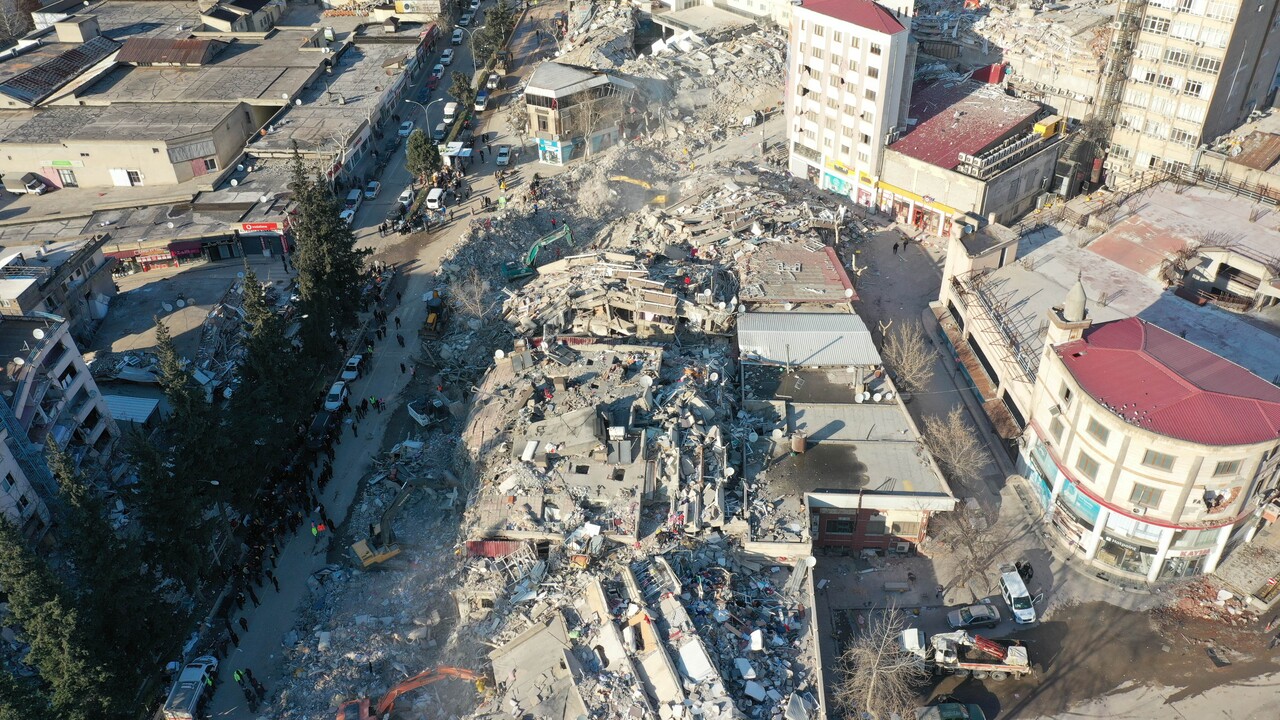 Depremin birinci yılında dikkat çeken rapor: Antakya'yı yeniden ayağa kaldıracak 6 öneri