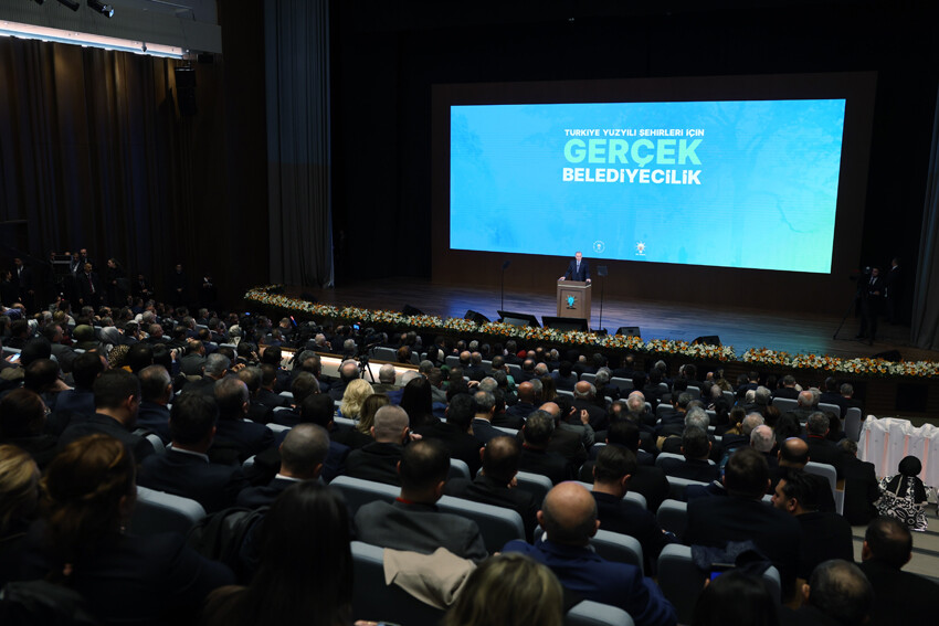 Cumhurbaşkanı Erdoğan AK Parti'nin 'Seçim Beyannamesi'ni açıkladı Cumhurbaşkanı Erdoğan AK Parti'nin 'Seçim Beyannamesi'ni açıkladı