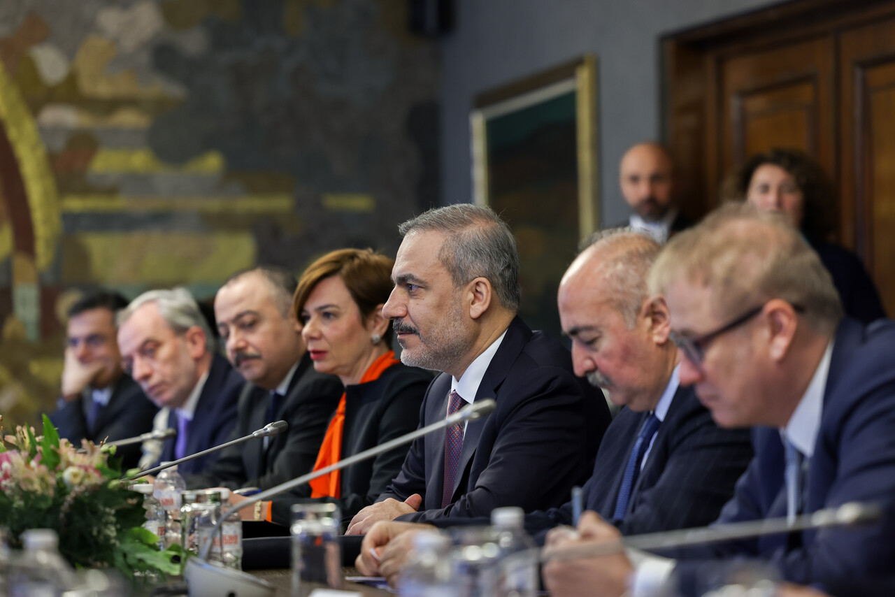 Bakan Fidan'dan 'Montrö' çıkışı: Akıldan geçirilmesi bile söz konusu olamaz Bakan Fidan'dan 'Montrö' çıkışı: Akıldan geçirilmesi bile söz konusu olamaz