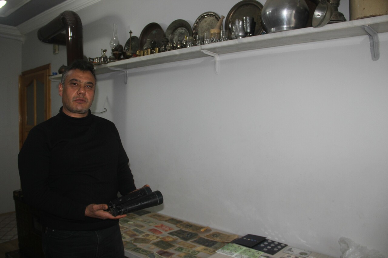 Sivas'ta 10 milyon liralık koleksiyon! Mustafa Kemal'in dürbünü onun elinde