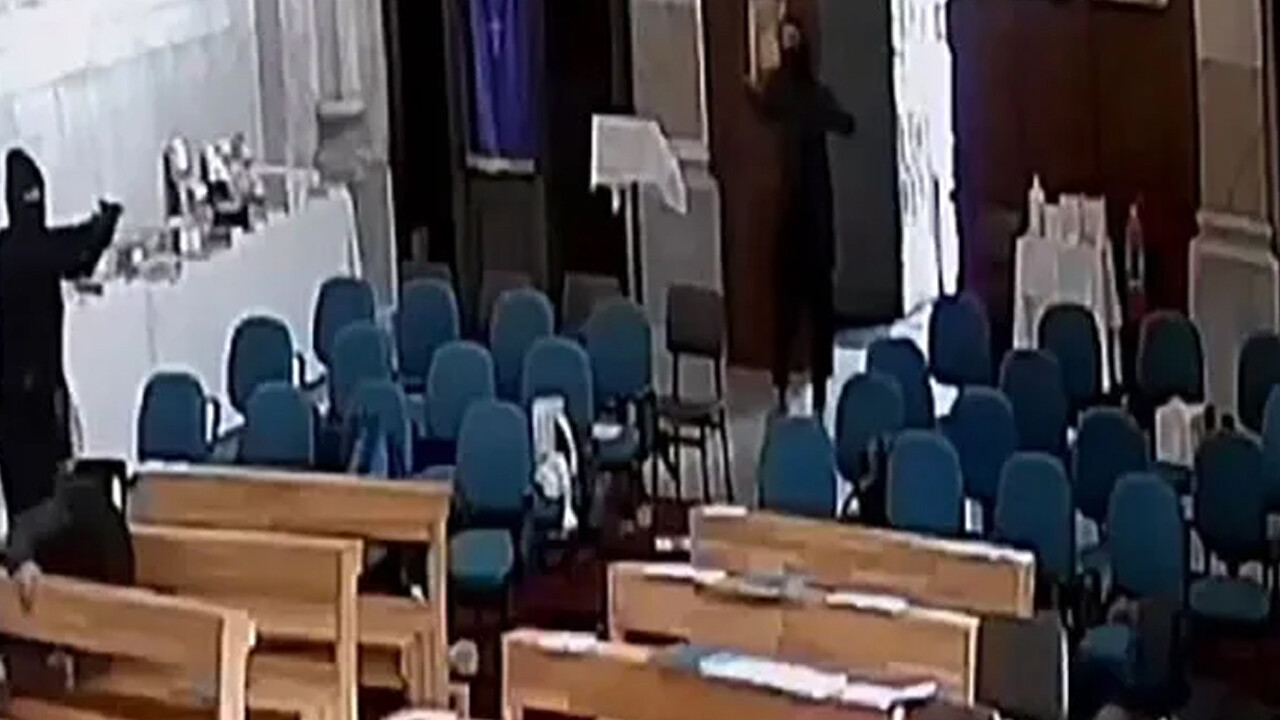 İçişleri Bakanı Yerlikaya, kilise saldırısının detaylarını anlattı: Soruların yanıtını arıyoruz