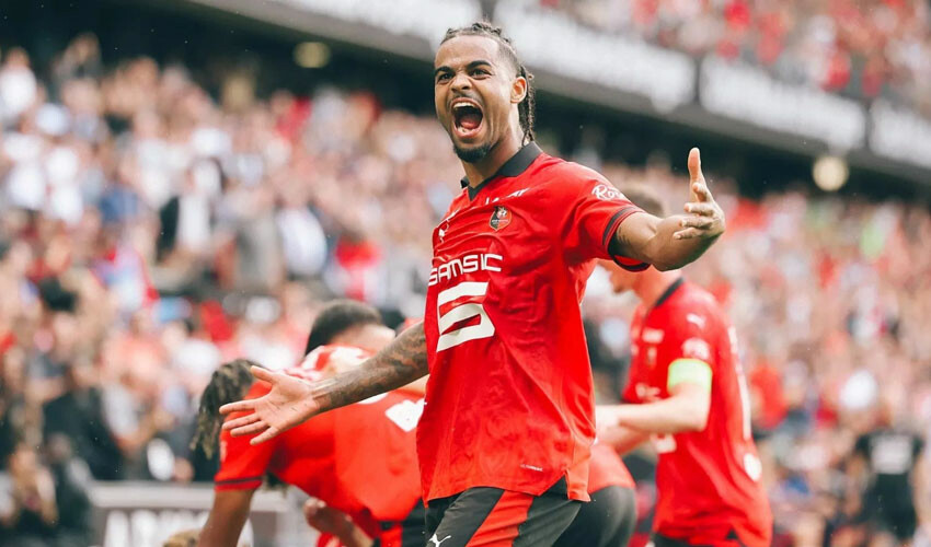 Galatasaray'dan transfer atağı! Okan Buruk isimleri açıkladı