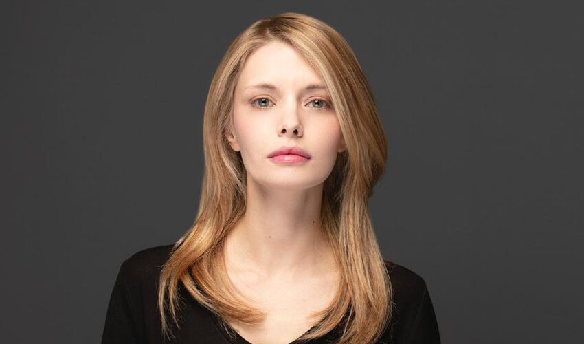 Oyuncu Tülin Ece dünya evine girdi, gelinlikle görenler tanıyamadı