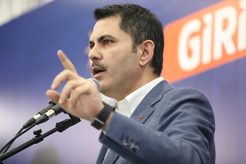 Murat Kurum'dan Bayrampaşa'da kadınlara vaatler: İlk işini kuran girişimci kadınlara 100 bin TL destek Murat Kurum'dan Bayrampaşa'da kadınlara vaatler: İlk işini kuran girişimci kadınlara 100 bin TL destek