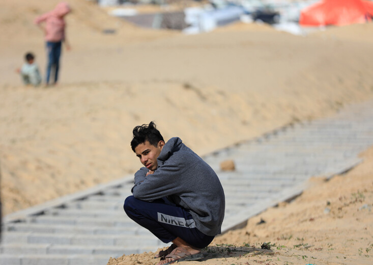 İsrail'in teslim ettiği 100 Filistinlinin cenazesi toplu mezara gömüldü