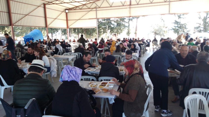 Afet dört kişilik aileyi yuttu... DNA da bulmaya yetmedi