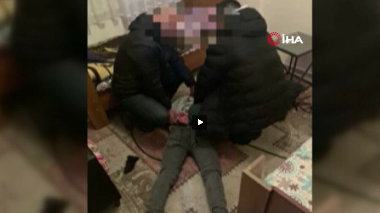 İzmir'de dehşet! 'Üşümesin' diye aracına aldığı yolcu taksiciyi vurdu