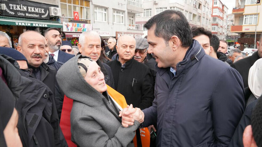 Murat Kurum, 'Milletimiz her şeyin farkında' diyerek İBB'yi topa tuttu Murat Kurum, 'Milletimiz her şeyin farkında' diyerek İBB'yi topa tuttu