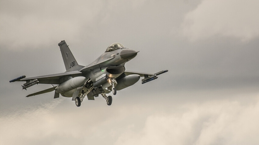 'Yunan adalarında uçamayacak' iddiasına yalanlama! F-16 tedariki şarta bağlı değil 'Yunan adalarında uçamayacak' iddiasına yalanlama! F-16 tedariki şarta bağlı değil