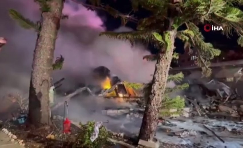 ABD'de bir eve uçak düştü