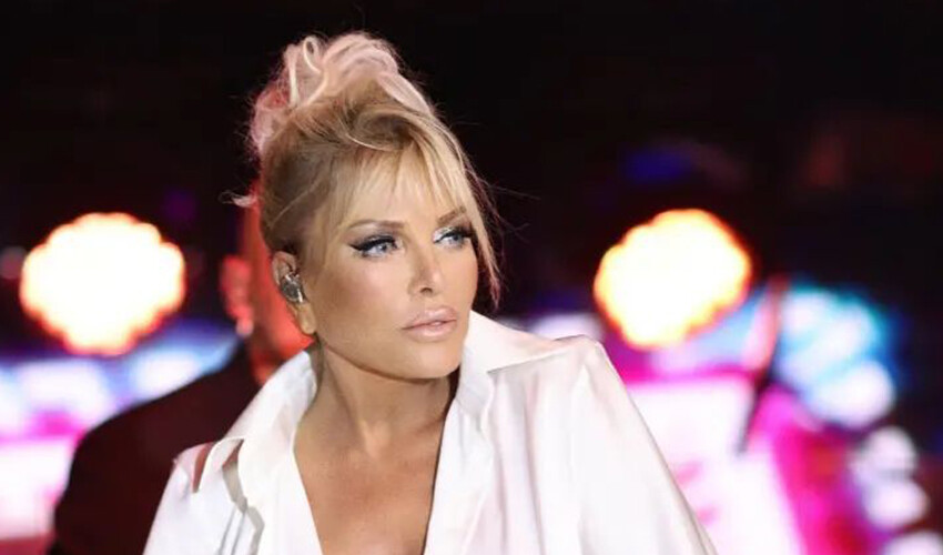 Aylardır ağrı çeken Ajda Pekkan ameliyat masasına yattı Aylardır ağrı çeken Ajda Pekkan ameliyat masasına yattı