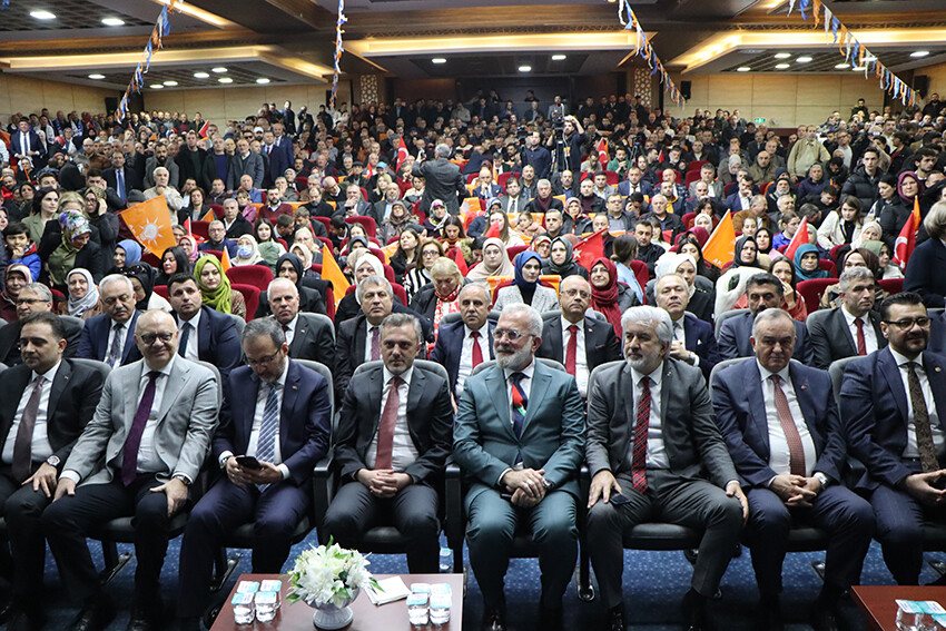 AK Parti'nin Manisa adayları belli oldu: İşte isim isim tam liste AK Parti'nin Manisa adayları belli oldu: İşte isim isim tam liste
