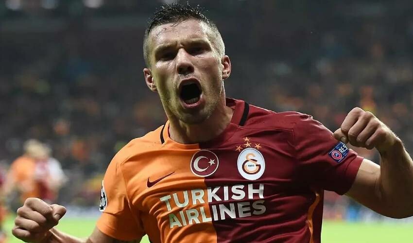 Galatasaray’ın eski yıldızı Podolski'den Süper Ligi sallayacak itiraf! Fenerbahçe taraftarı sinirden çıldıracak…