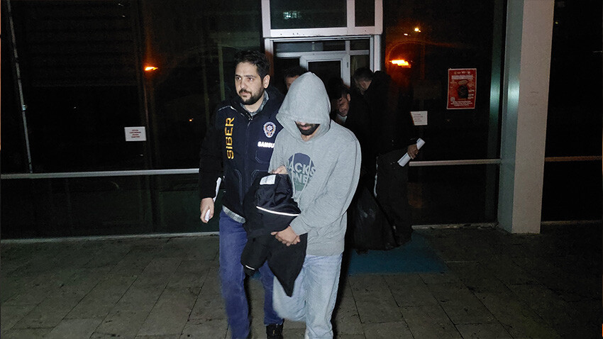 19 farklı siteyle bağlantıları ortaya çıktı! Yasadışı bahis operasyonunda 15 kişi tutuklandı 19 farklı siteyle bağlantıları ortaya çıktı! Yasadışı bahis operasyonunda 15 kişi tutuklandı