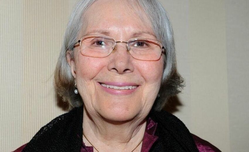 Adalet Ağaoğlu kimdir? Kaç yaşında, aslen nereli? Adalet Ağaoğlu'nun eserleri! Adalet Ağaoğlu kimdir? Kaç yaşında, aslen nereli? Adalet Ağaoğlu'nun eserleri!