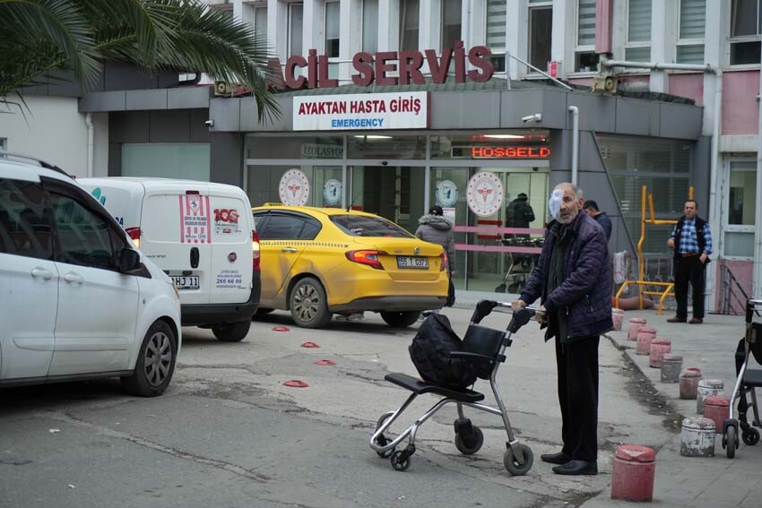 Nadir görülen hastalık hayatını alt üst etti: Gözü akıyor, suratı mum gibi eriyor...