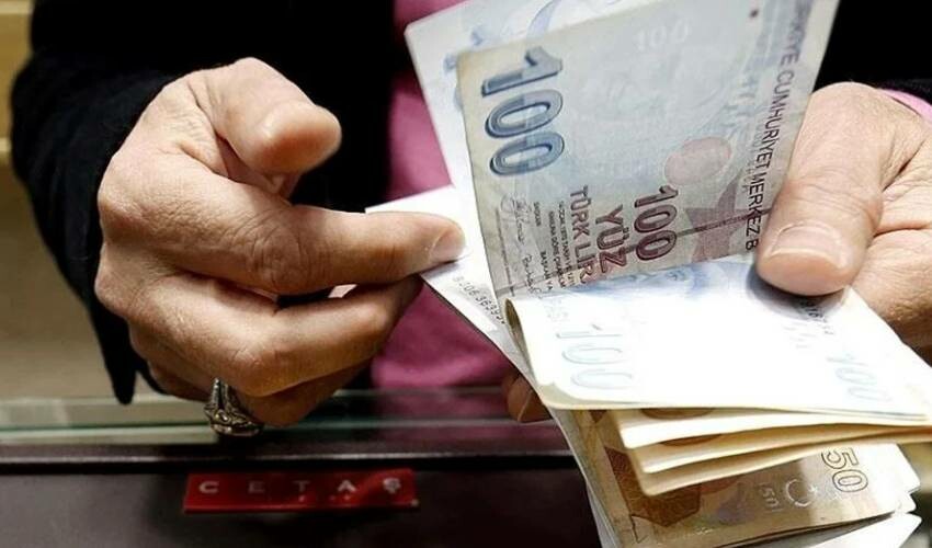 Memur emeklisi 3600 ek gösterge ile 4.500 TL ekstra zam alacak Memur emeklisi 3600 ek gösterge ile 4.500 TL ekstra zam alacak