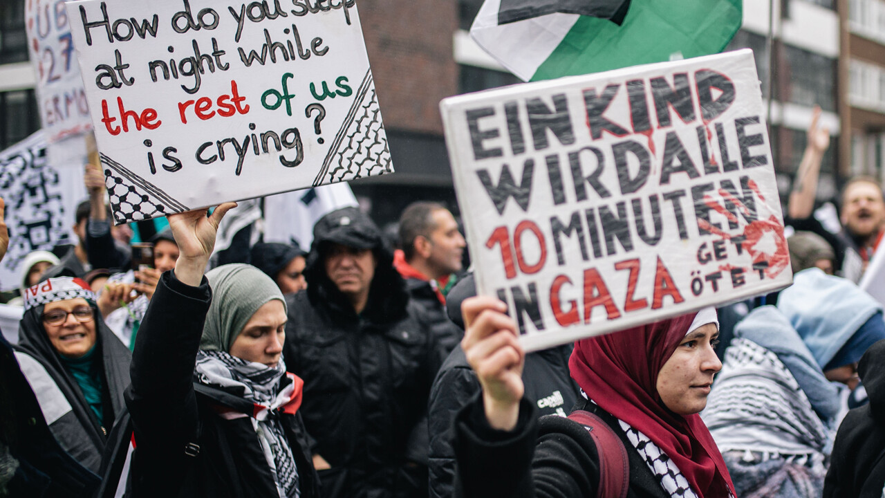 Katil İsrail'e peş peşe tepkiler... 