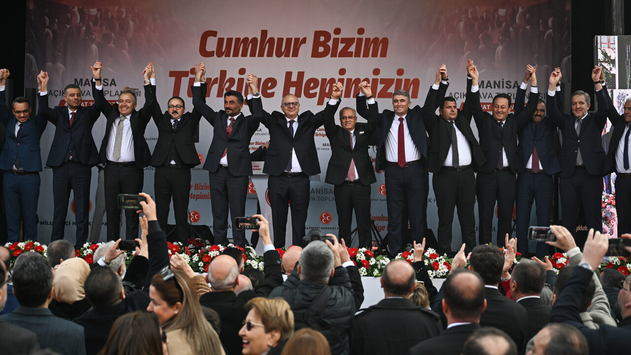 MHP'nin ikinci mitingi... Bahçeli'den 'Güldür Güldür' skecine çok sert tepki MHP'nin ikinci mitingi... Bahçeli'den 'Güldür Güldür' skecine çok sert tepki