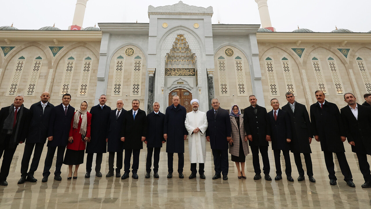Millet Camii dualarla açıldı... Cumhurbaşkanı Erdoğan: Camilerin rolüne geniş açıdan bakmalıyız