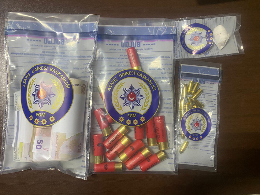 Film sahnesi değil, gerçek! Hem kaçırdılar, hem vurdular hem de araçtan attılar Film sahnesi değil, gerçek! Hem kaçırdılar, hem vurdular hem de araçtan attılar