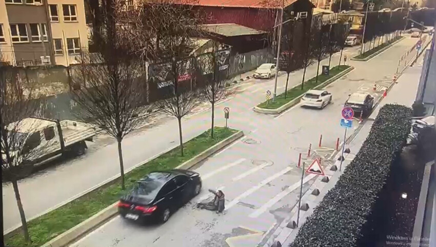 Film sahnesi değil, gerçek! Hem kaçırdılar, hem vurdular hem de araçtan attılar Film sahnesi değil, gerçek! Hem kaçırdılar, hem vurdular hem de araçtan attılar