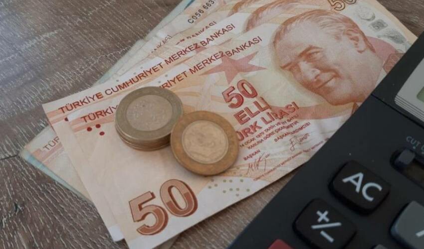 Emeklilere bir ödeme daha! 10 bin TL ek ödemeler Şubat ayında hesaplara geçecek