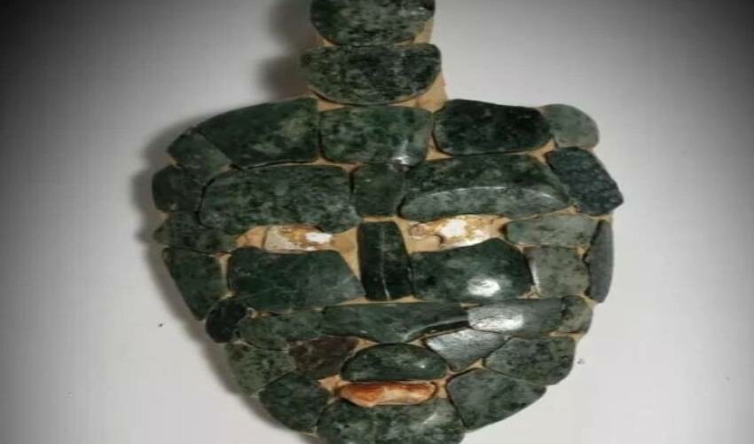 1.700 yıllık kralın mezarından çıkanları görünce korkudan ne yapacaklarını şaşırdılar! 1.700 yıllık kralın mezarından çıkanları görünce korkudan ne yapacaklarını şaşırdılar!