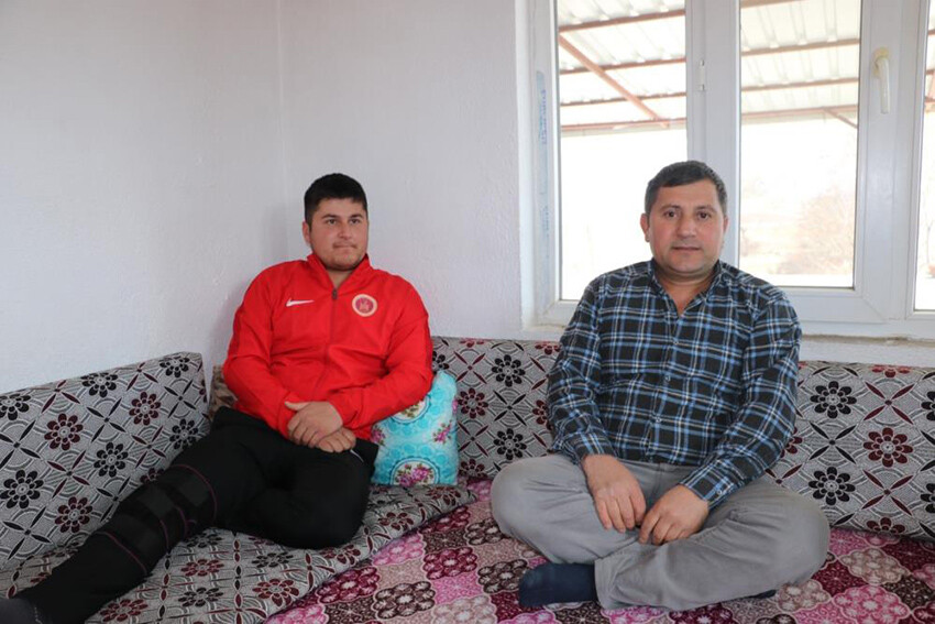 9 arkadaşı gözlerinin önünde şehit olan asker konuştu! Sözleri yürekleri dağladı 9 arkadaşı gözlerinin önünde şehit olan asker konuştu! Sözleri yürekleri dağladı