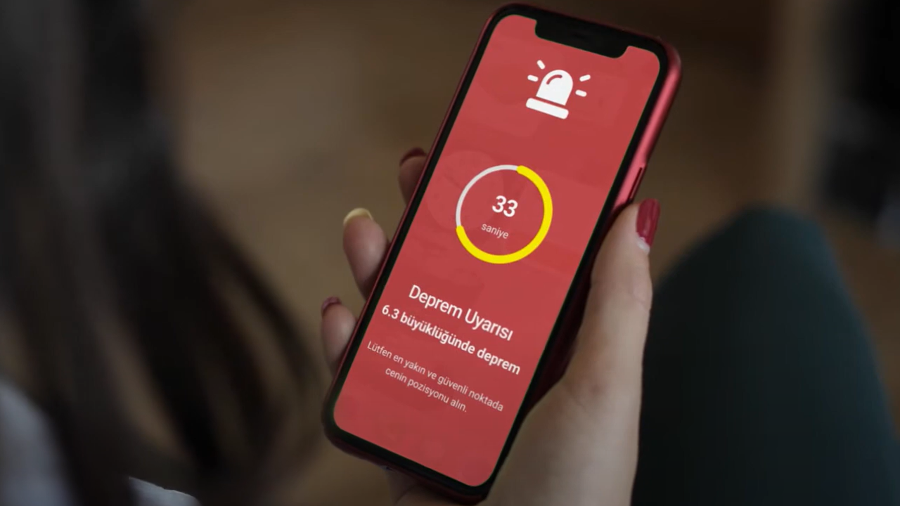 117 saniye önceden depremi haber verdi! Erken uyarı sistemi hem can hem de mal kaybını önlüyor 117 saniye önceden depremi haber verdi! Erken uyarı sistemi hem can hem de mal kaybını önlüyor