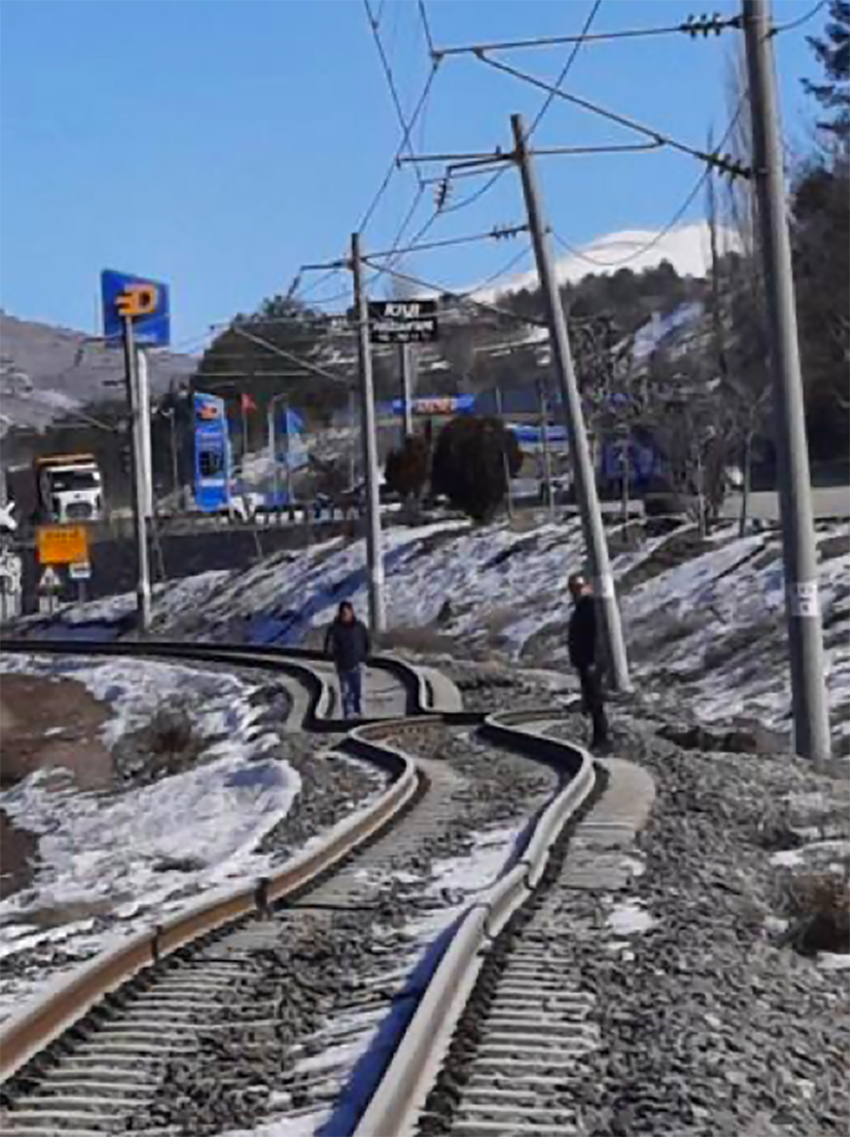 Acının yıl dönümü... BUGÜN HÂLÂ 6 ŞUBAT 2023, SAAT HÂLÂ 04.17! Acının yıl dönümü... BUGÜN HÂLÂ 6 ŞUBAT 2023, SAAT HÂLÂ 04.17!