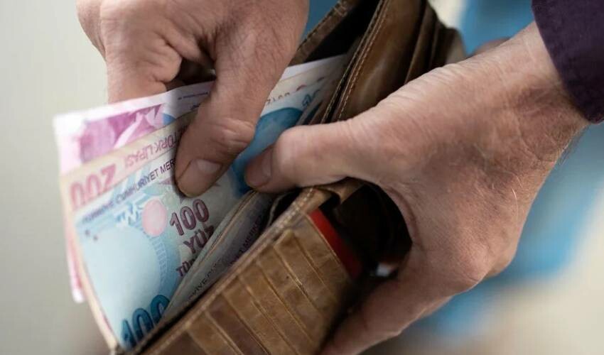 Emekli maaşı alanlara güzel haber! Bankalar kesenin ağzını açtı, hesabınıza 22 bin TL yatabilir