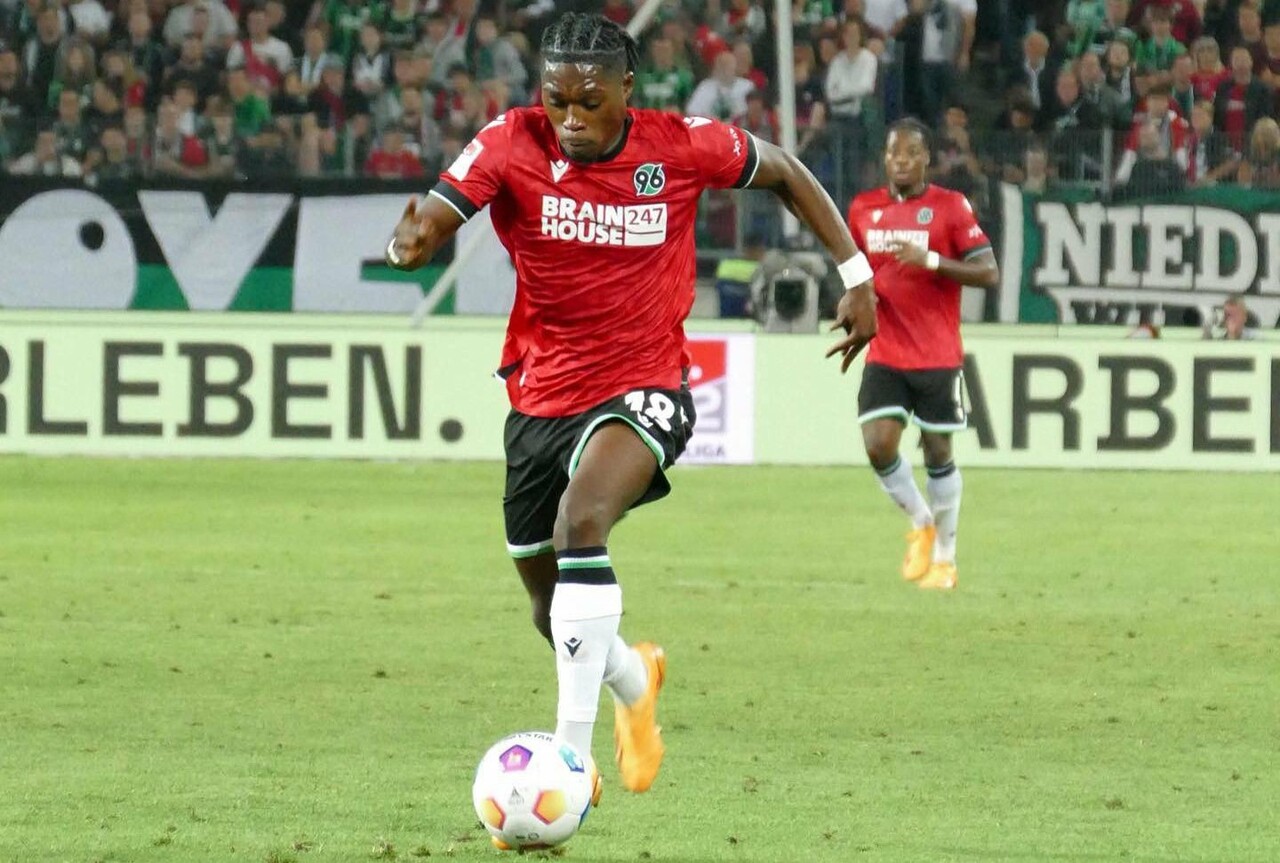 Galatasaray'ın yeni sol beki Derrick Köhn hayırlı olsun!