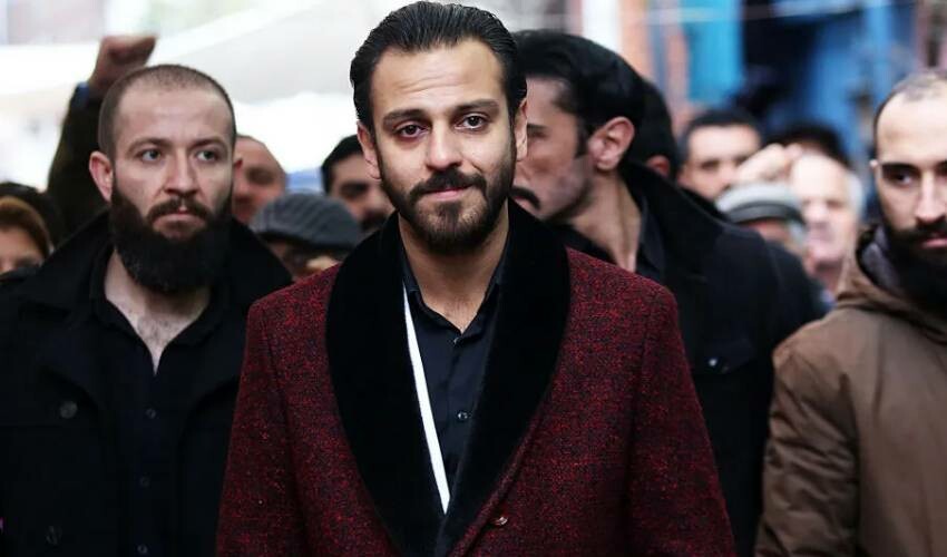 Çukur dizisi ekranlara geri dönüyor! Efsane kadro yeniden bir arada Çukur dizisi ekranlara geri dönüyor! Efsane kadro yeniden bir arada