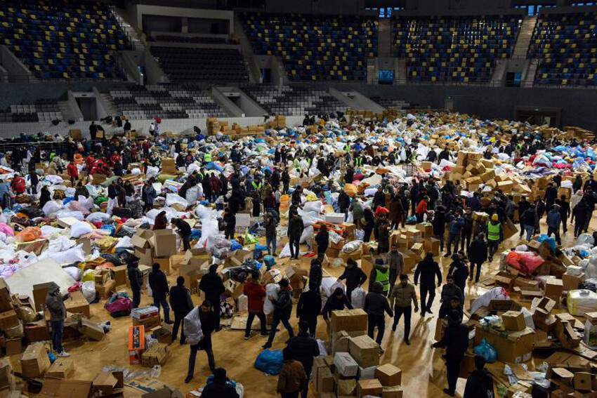 Yaralarımızı birlikte sardık: Dünya, ‘büyük felaket’in ardından Türkiye için seferber oldu Yaralarımızı birlikte sardık: Dünya, ‘büyük felaket’in ardından Türkiye için seferber oldu