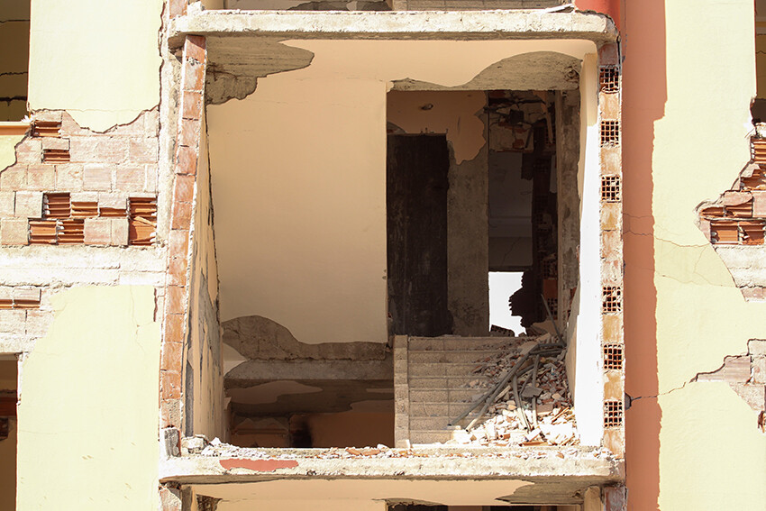 6 Şubat'ın unutulamayan hafızası... Hasarlı binalara yansıyan deprem izleri can yakıyor 6 Şubat'ın unutulamayan hafızası... Hasarlı binalara yansıyan deprem izleri can yakıyor