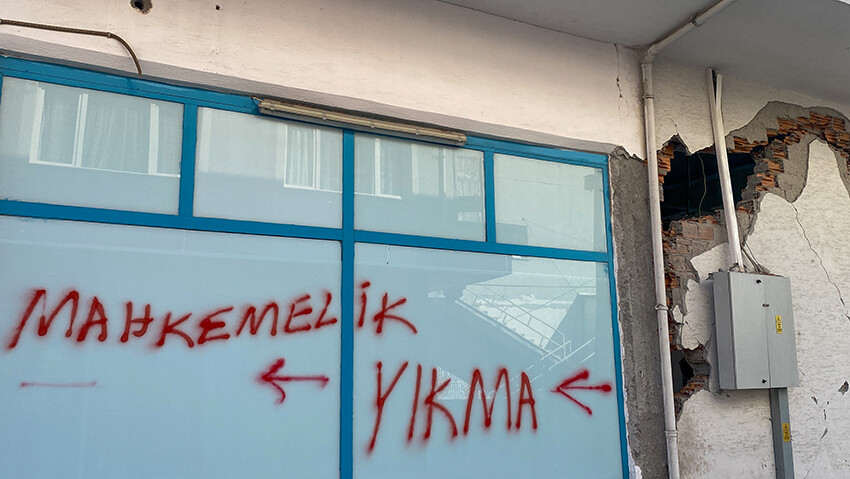 6 Şubat'ın unutulamayan hafızası... Hasarlı binalara yansıyan deprem izleri can yakıyor 6 Şubat'ın unutulamayan hafızası... Hasarlı binalara yansıyan deprem izleri can yakıyor