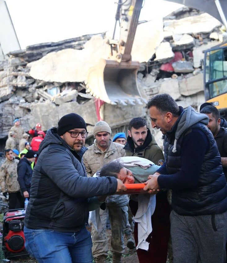 6 Şubat'ta zamana karşı amansız yarış: Kurtarılan her bir can yeni umut oldu