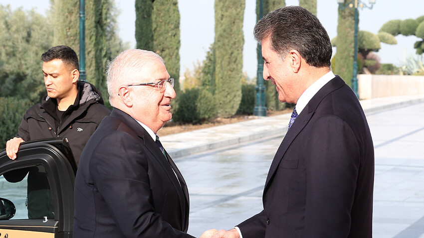 Bakan Güler, IKBY Başkanı Barzani ile görüştü