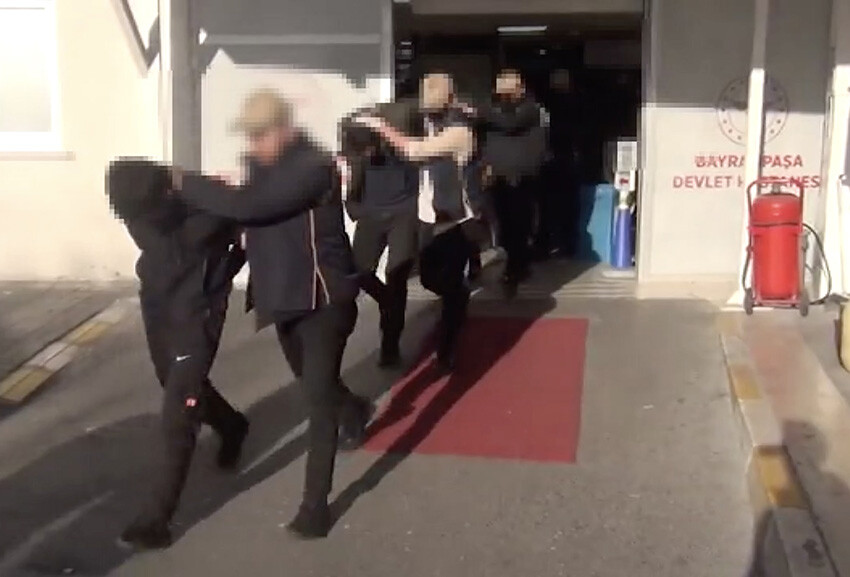 DEAŞ operasyonunun ayrıntıları sevk yazısında! Santa Maria Kilisesi'ne saldırı görüntüleri telefondan çıktı DEAŞ operasyonunun ayrıntıları sevk yazısında! Santa Maria Kilisesi'ne saldırı görüntüleri telefondan çıktı