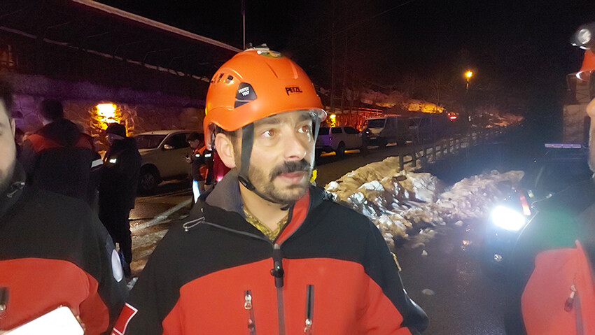 Artvin ve Rize'de çığ faciası: Bir operatör hayatını kaybetti, diğeri ölümden döndü Artvin ve Rize'de çığ faciası: Bir operatör hayatını kaybetti, diğeri ölümden döndü
