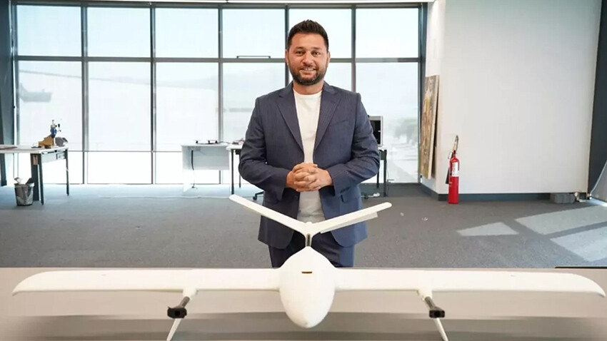 İzmir'de dev operasyon, polis 2,5 milyarlık vurgun yapan Sedat Ocakçı'nın peşinde İzmir'de dev operasyon, polis 2,5 milyarlık vurgun yapan Sedat Ocakçı'nın peşinde