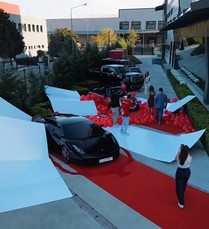 Drone vaadiyle 2,5 milyar uçurdu! Kaçamadan yakalanan Sedat Ocakçı'dan ilk kare Drone vaadiyle 2,5 milyar uçurdu! Kaçamadan yakalanan Sedat Ocakçı'dan ilk kare