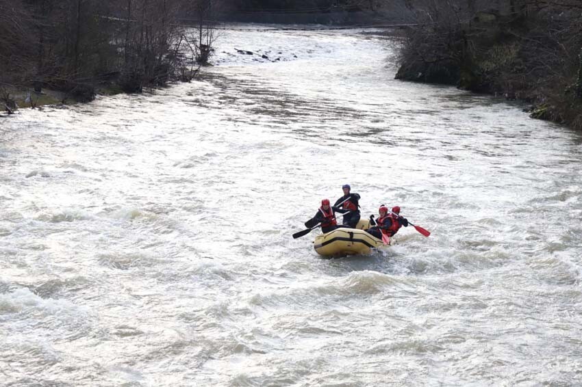 Gürcistan'da heyelan felaketi: 11 kişi toprak altında kaldı!